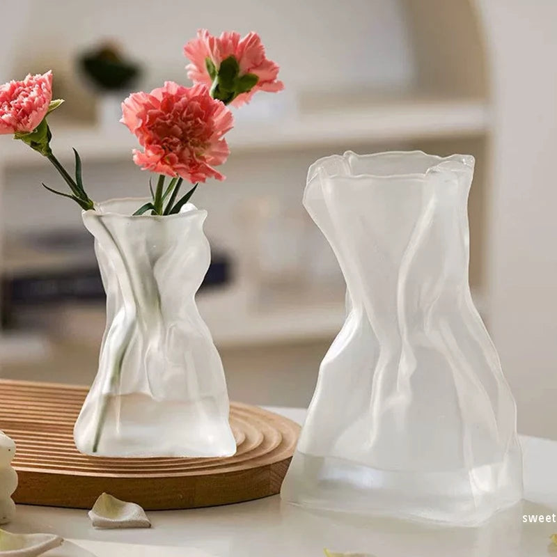 Elegant Glass Flower Vase - Creative Transparent Design