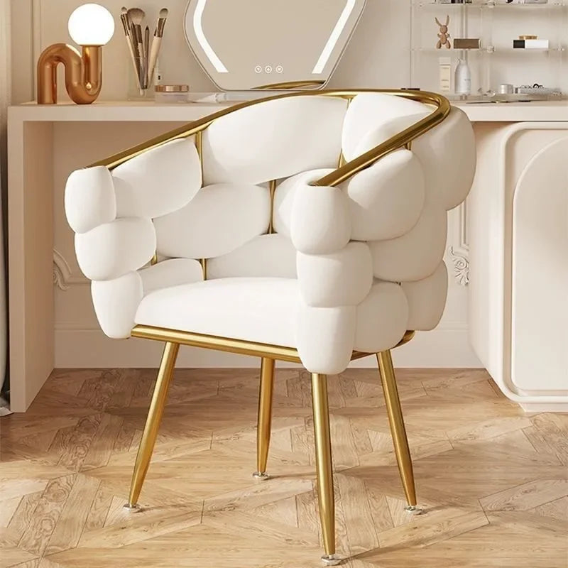 Modern Petal Chair - European and American aesthetic